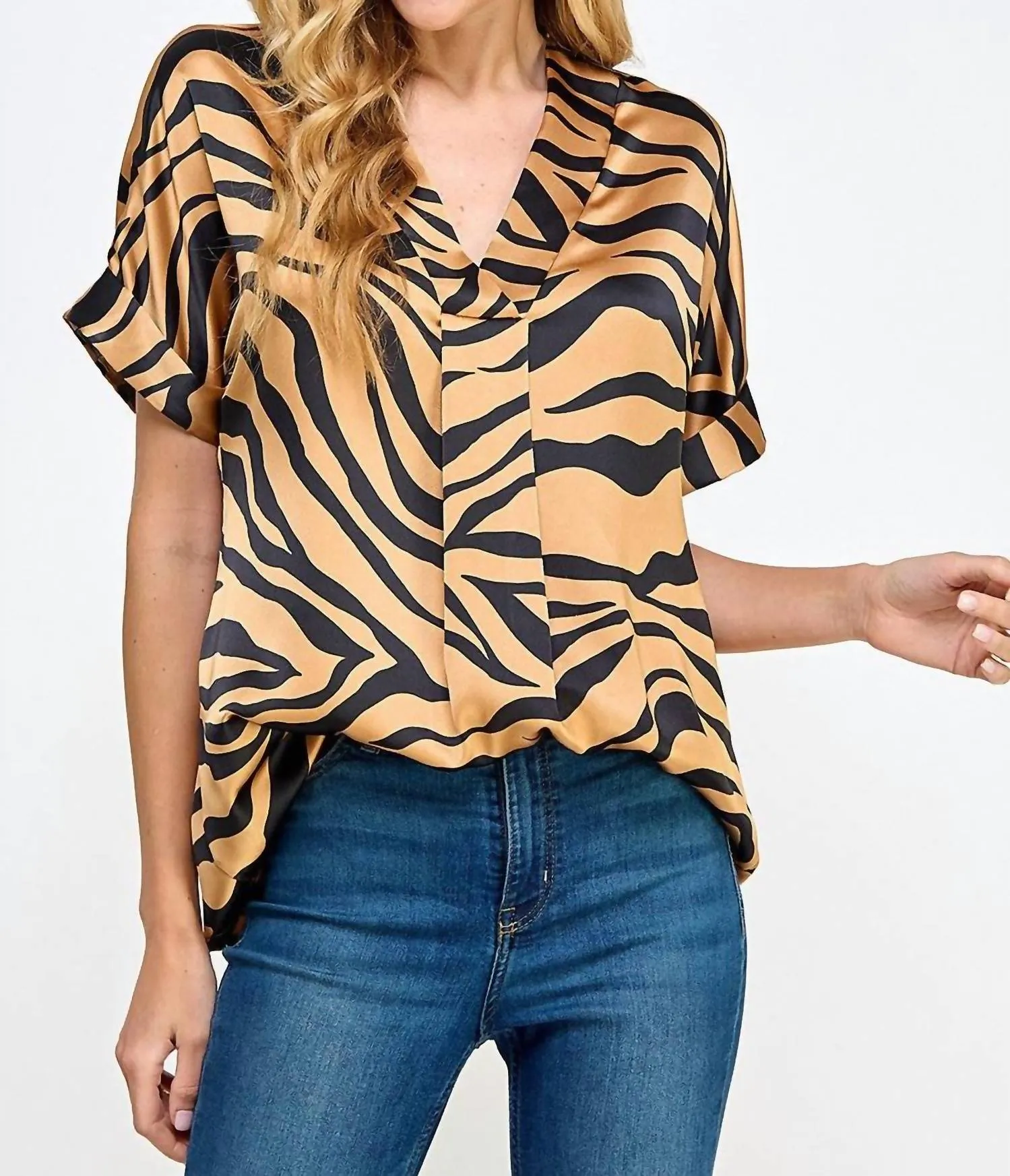 2 Hearts Apparel - Tiger Print Satin Top