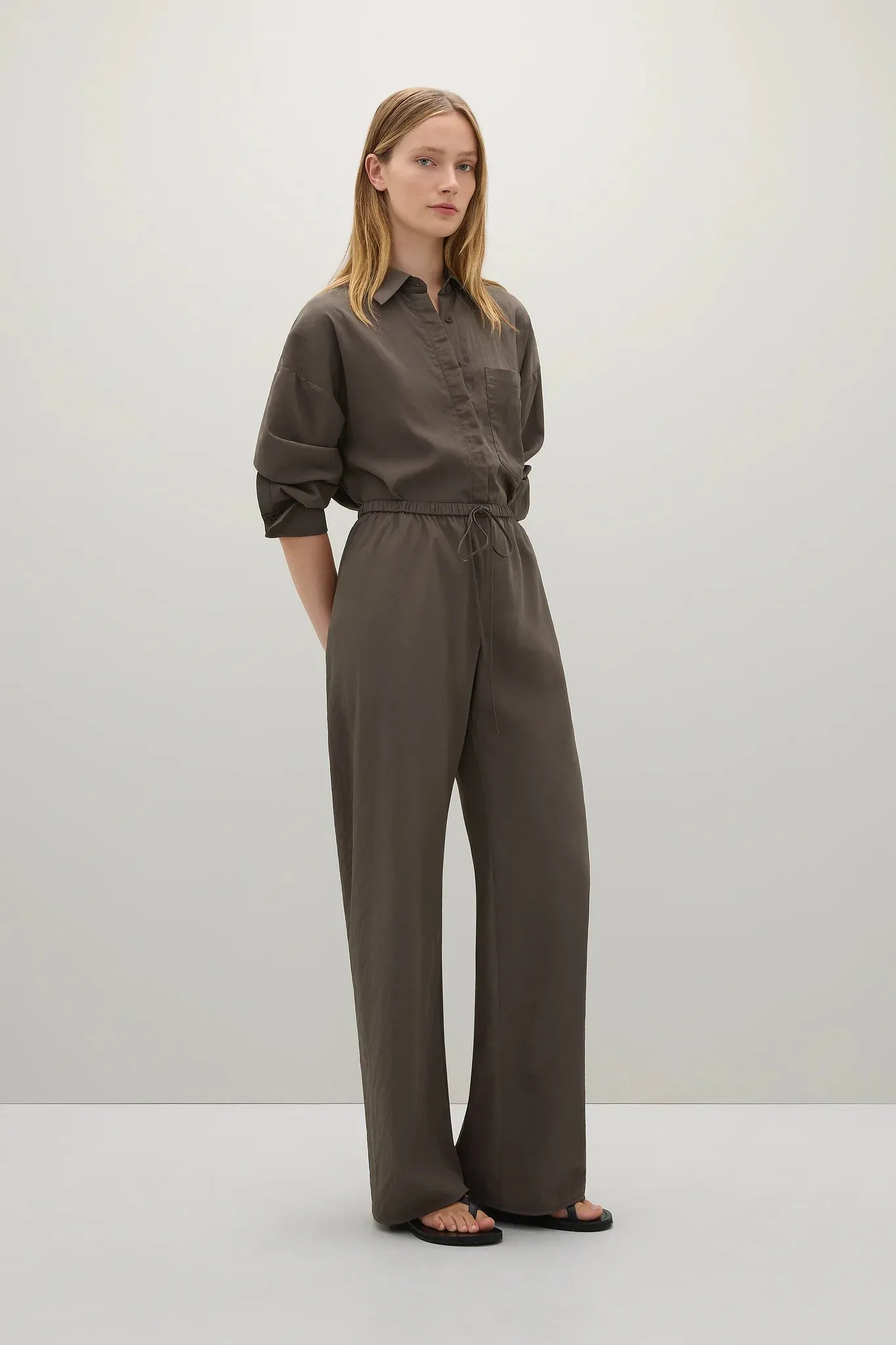A Emery Estee Bias Pant Parachute in Ash